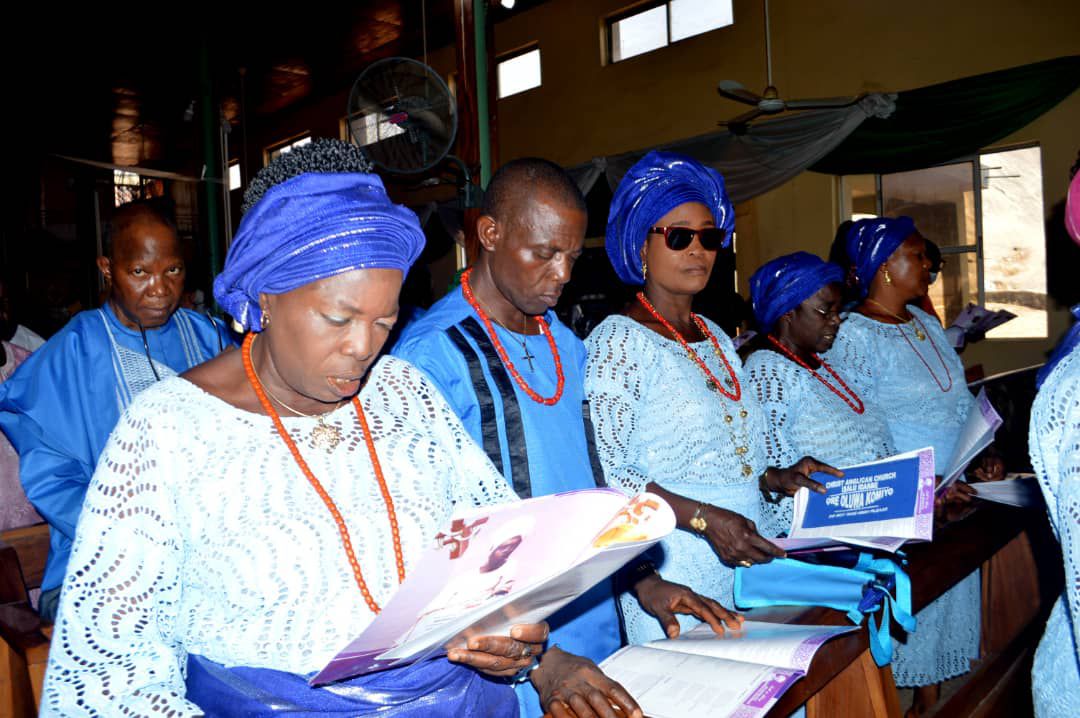 PHOTOS: HON AKINYELE BURIES MOTHER IN-LAW