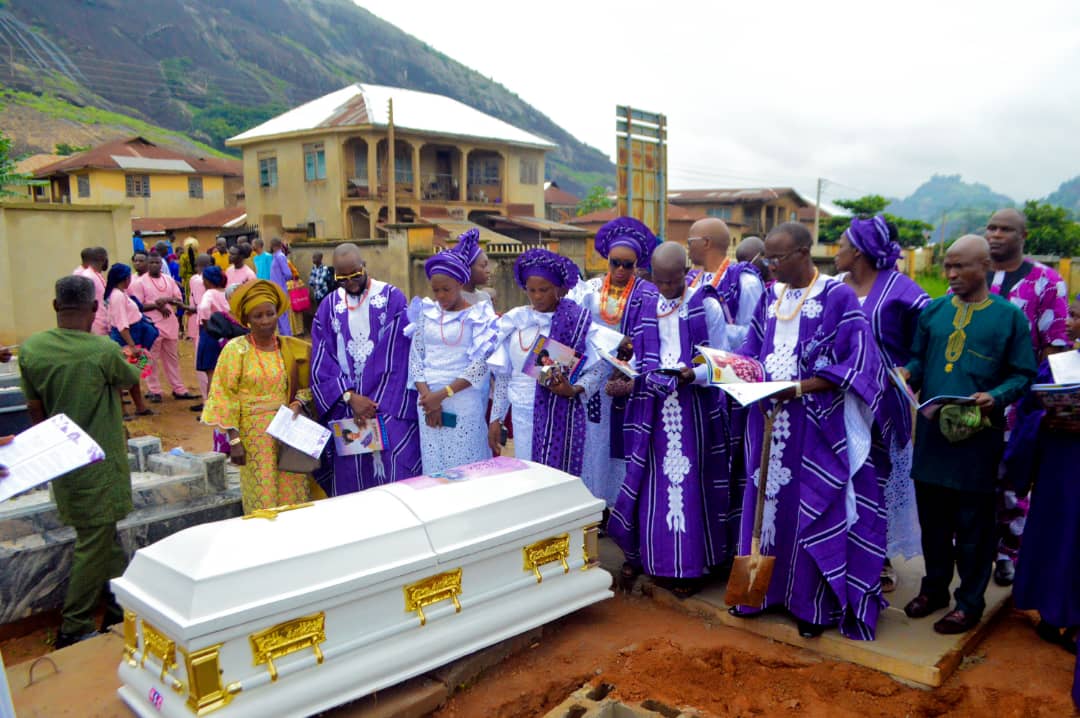 PHOTO NEWS: MARCUS OLOWONIYI BURIES MOTHER IN IDANRE