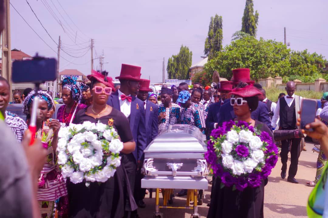 PHOTO NEWS: MADAM BERNICE EYEOLA AKINMOLADUN FINALLY LAID TO REST