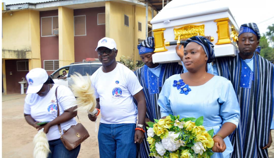 Photo News: LATE MRS PHEBIAN OLORUNWOMIYE AKINULI FINALLY RESTS