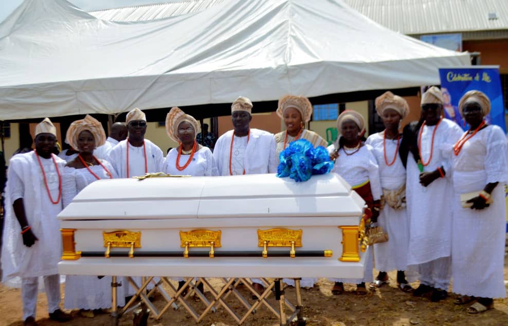 Photo News: LATE MRS PHEBIAN OLORUNWOMIYE AKINULI FINALLY RESTS