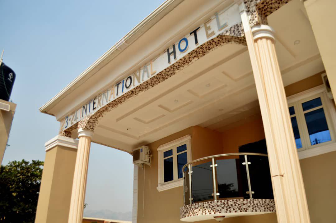 PHOTO NEWS: ARIBIGBOLA FOWOWE ELEVATES HOSPITALITY STANDARDS WITH THE COMPLETION OF 23/24 INTERNATIONAL HOTEL IN IDANRE