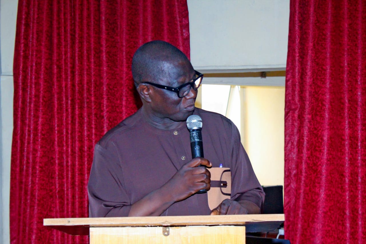 PHOTO NEWS:OLUWATOFUNMI AKINMOLADUN LAUNCHES BOOK, BECOMES FIRST UNDERGRADUATE AUTHOR IN ELIZADE UNIVERSITY HISTORY