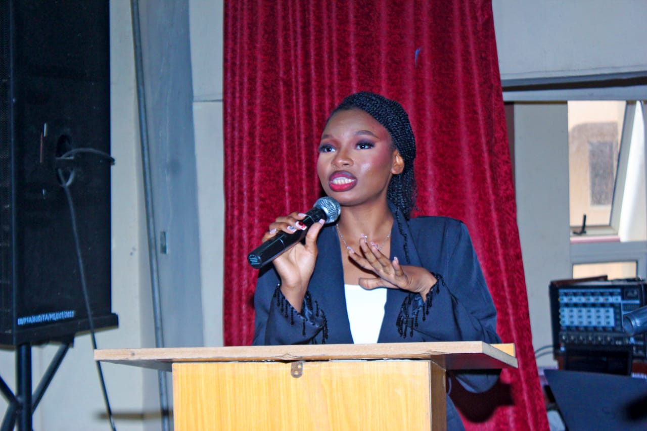 PHOTO NEWS:OLUWATOFUNMI AKINMOLADUN LAUNCHES BOOK, BECOMES FIRST UNDERGRADUATE AUTHOR IN ELIZADE UNIVERSITY HISTORY