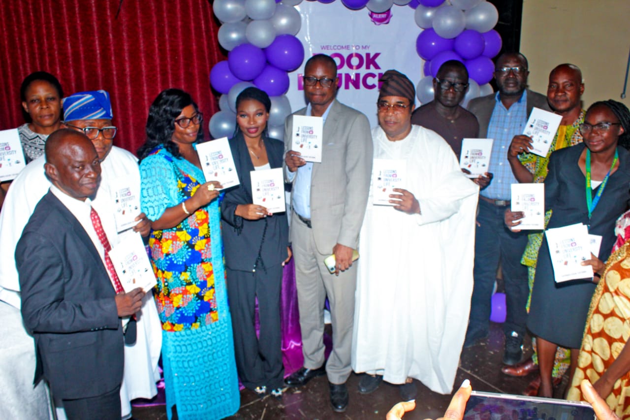 PHOTO NEWS:OLUWATOFUNMI AKINMOLADUN LAUNCHES BOOK, BECOMES FIRST UNDERGRADUATE AUTHOR IN ELIZADE UNIVERSITY HISTORY