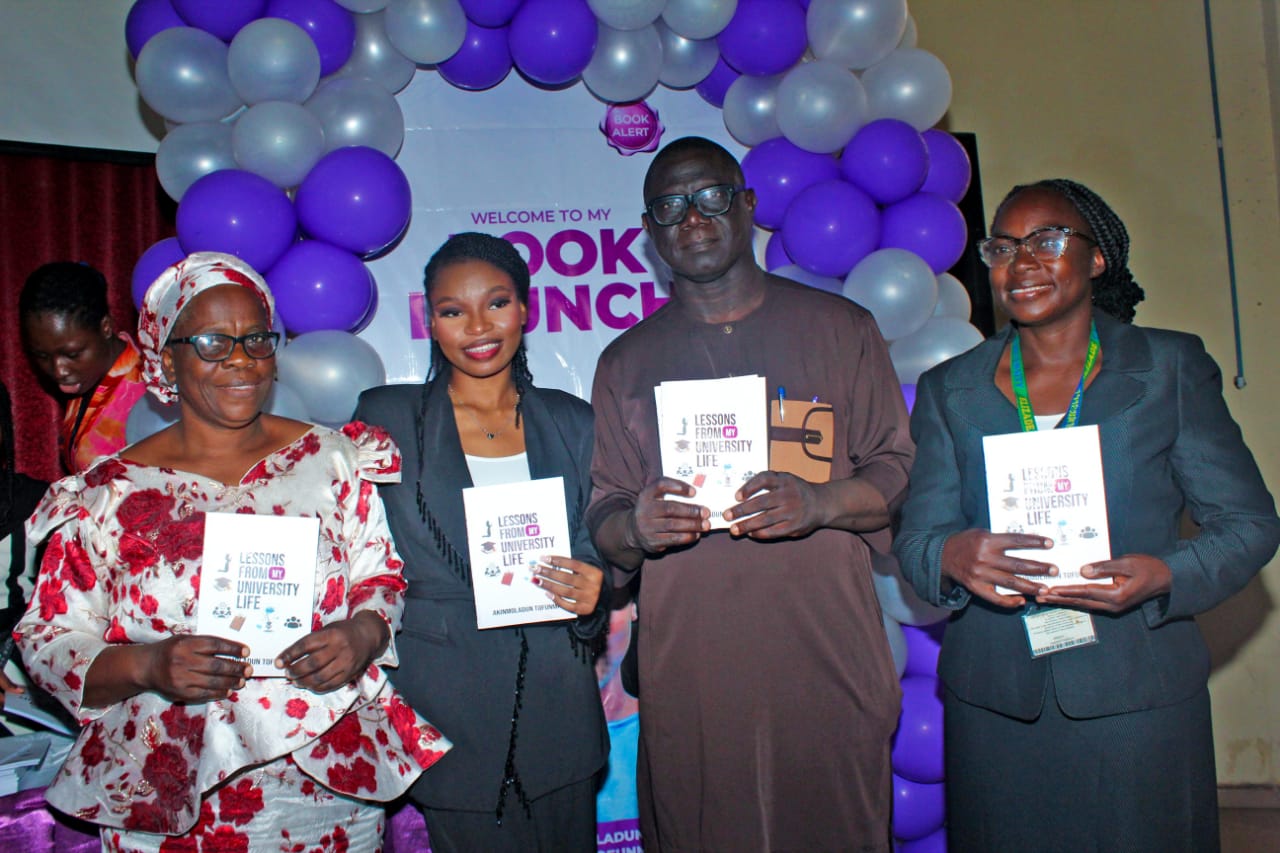 PHOTO NEWS:OLUWATOFUNMI AKINMOLADUN LAUNCHES BOOK, BECOMES FIRST UNDERGRADUATE AUTHOR IN ELIZADE UNIVERSITY HISTORY