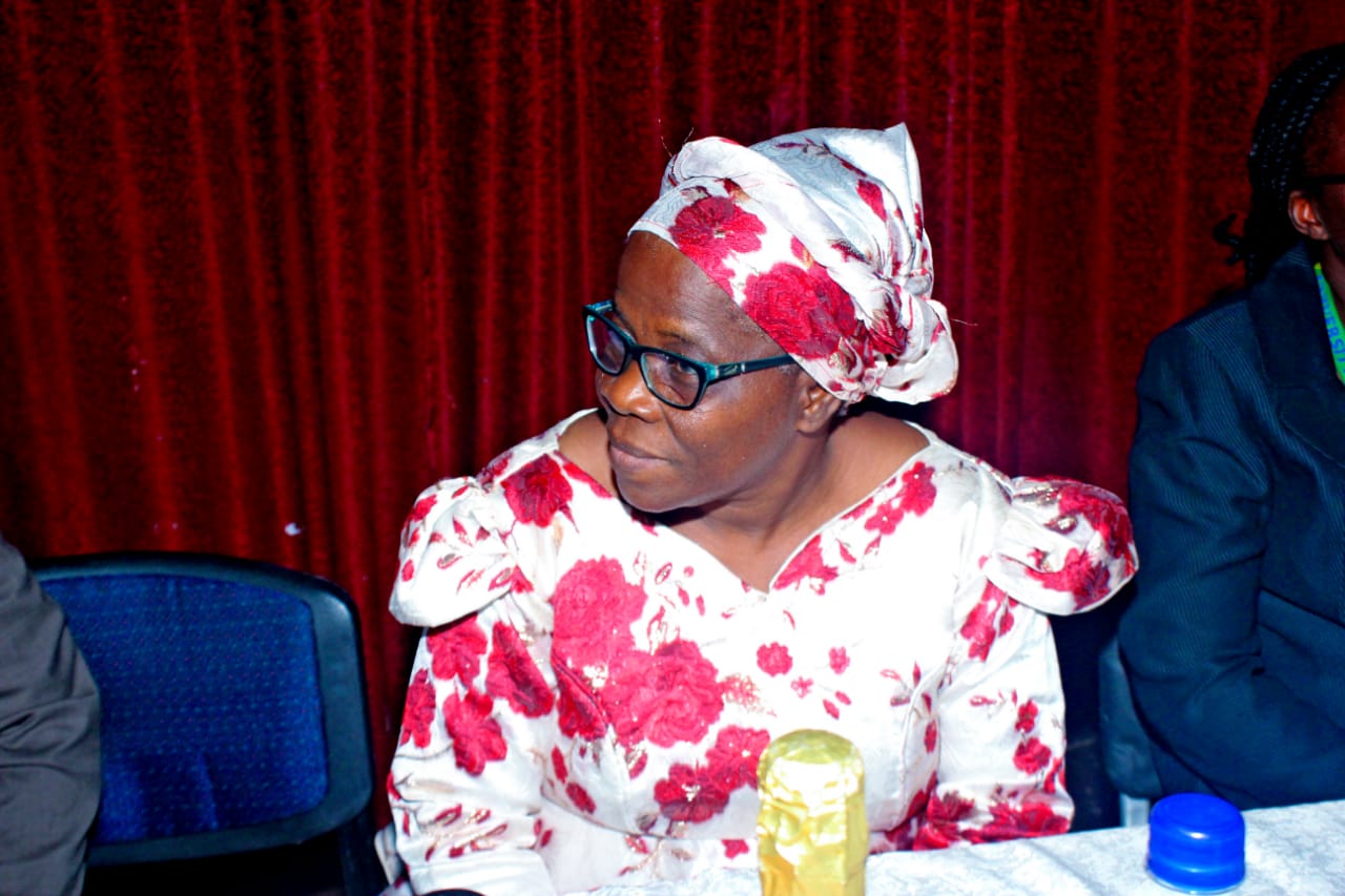PHOTO NEWS:OLUWATOFUNMI AKINMOLADUN LAUNCHES BOOK, BECOMES FIRST UNDERGRADUATE AUTHOR IN ELIZADE UNIVERSITY HISTORY